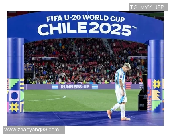 世界杯激荡全球足球激情回顾赛事精彩瞬间展望未来发展新趋势图景 世界杯激荡全球足球激情回顾赛事精彩瞬间展望未来发展新趋势图景