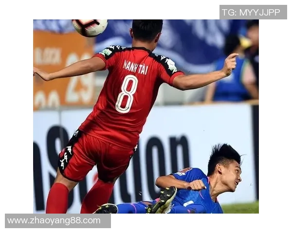 国足主场鏖战九十分钟逆转取胜展现拼搏精神点燃全国球迷激情 国足主场鏖战九十分钟逆转取胜展现拼搏精神点燃全国球迷激情