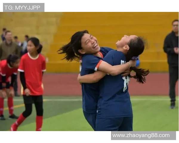 株洲足球队崛起之路：从草根到职业联赛的坚韧拼搏与精彩表现