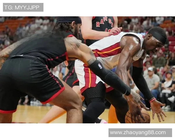 猛龙队挑战步行者队 赛场激烈对决一触即发 谁将笑到最后