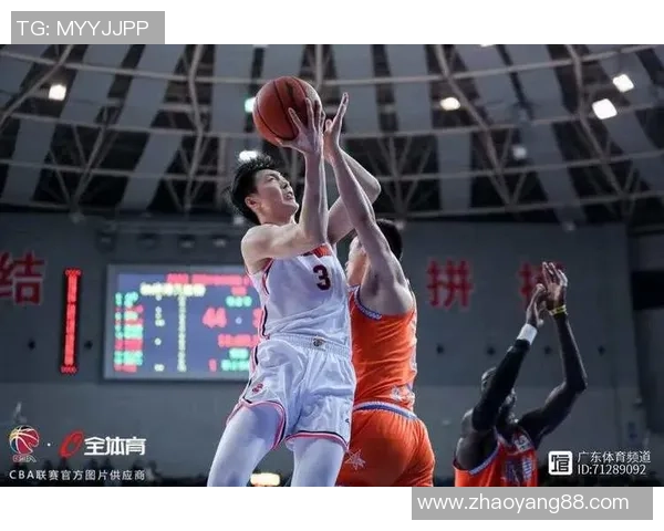 福建浔兴股份强势迎战劲旅展现团队实力引发篮球圈热议 福建浔兴股份强势迎战劲旅展现团队实力引发篮球圈热议