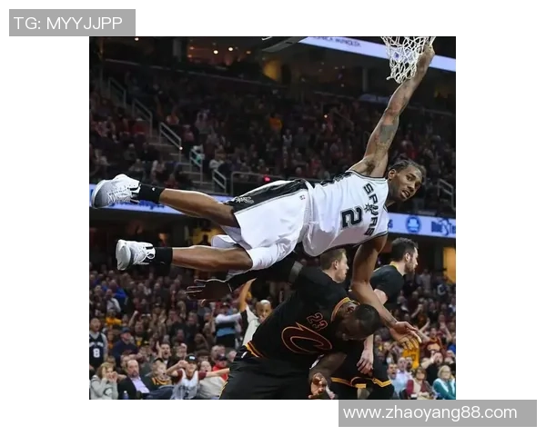 科怀伦纳德率领球队再度崛起展现攻防统治力引爆全联盟热议 科怀伦纳德率领球队再度崛起展现攻防统治力引爆全联盟热议