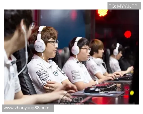 BLG战队与TES队伍展开激烈对决谁能在这场巅峰对决中胜出 BLG战队与TES队伍展开激烈对决谁能在这场巅峰对决中胜出